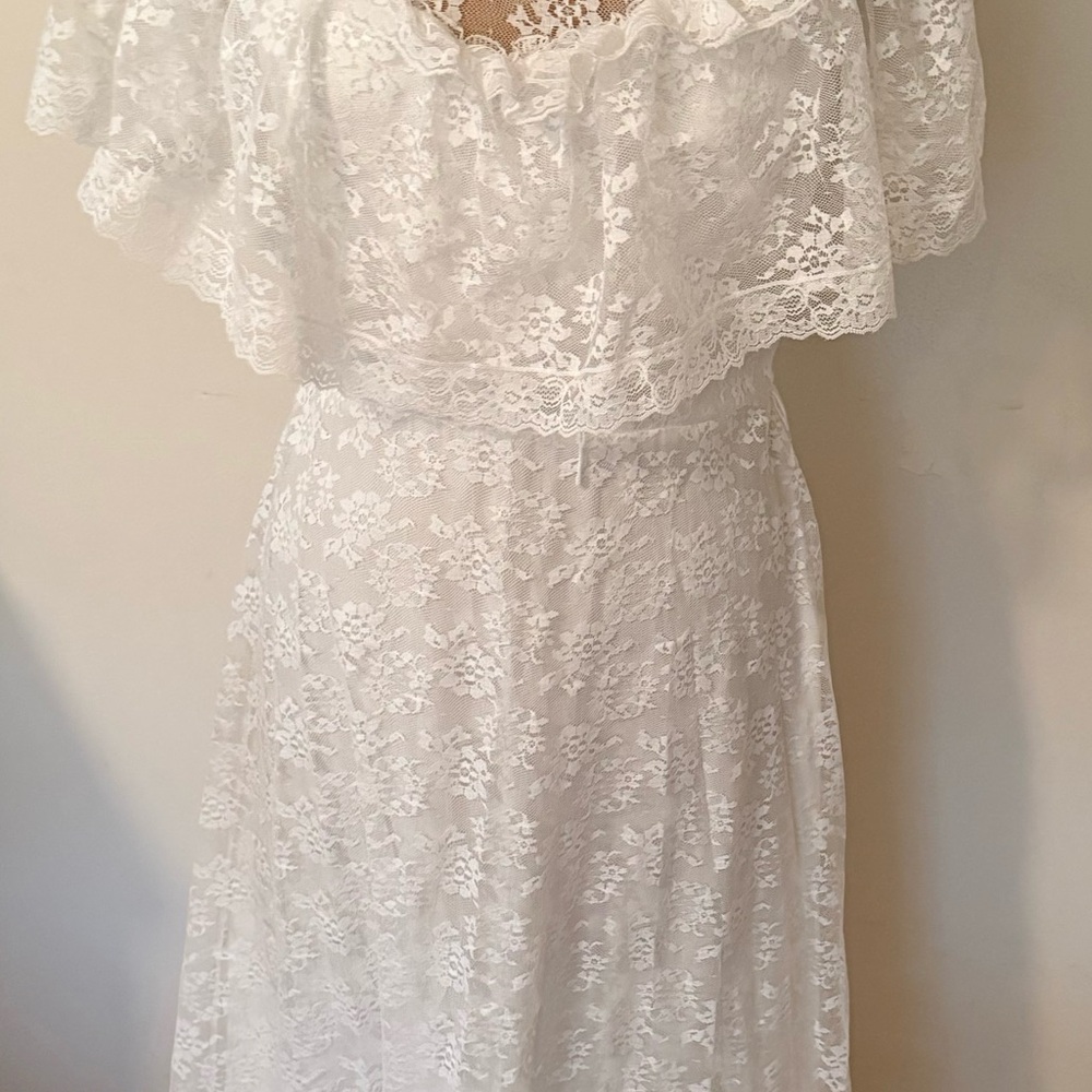 Romantic White Lace Off-Shoulder Wedding Dress